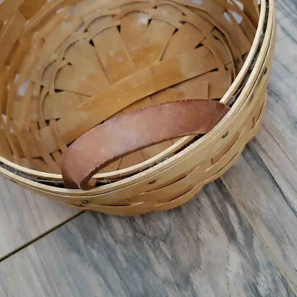 Longaberger | Leather handled basket